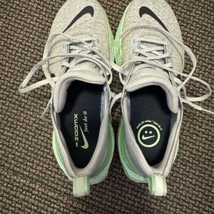 Nike Women’s Invincible Run 3